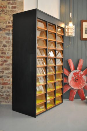 Habedashery cabinet