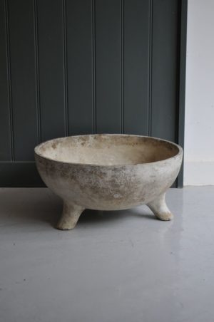 Willy Guhl planter