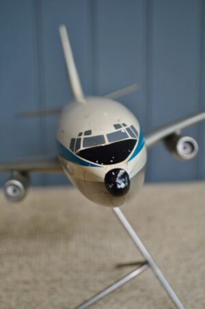 Airplane advretising model