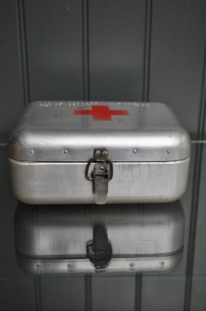 aluminium first aid tin