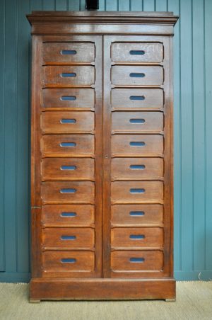Notary cabinet