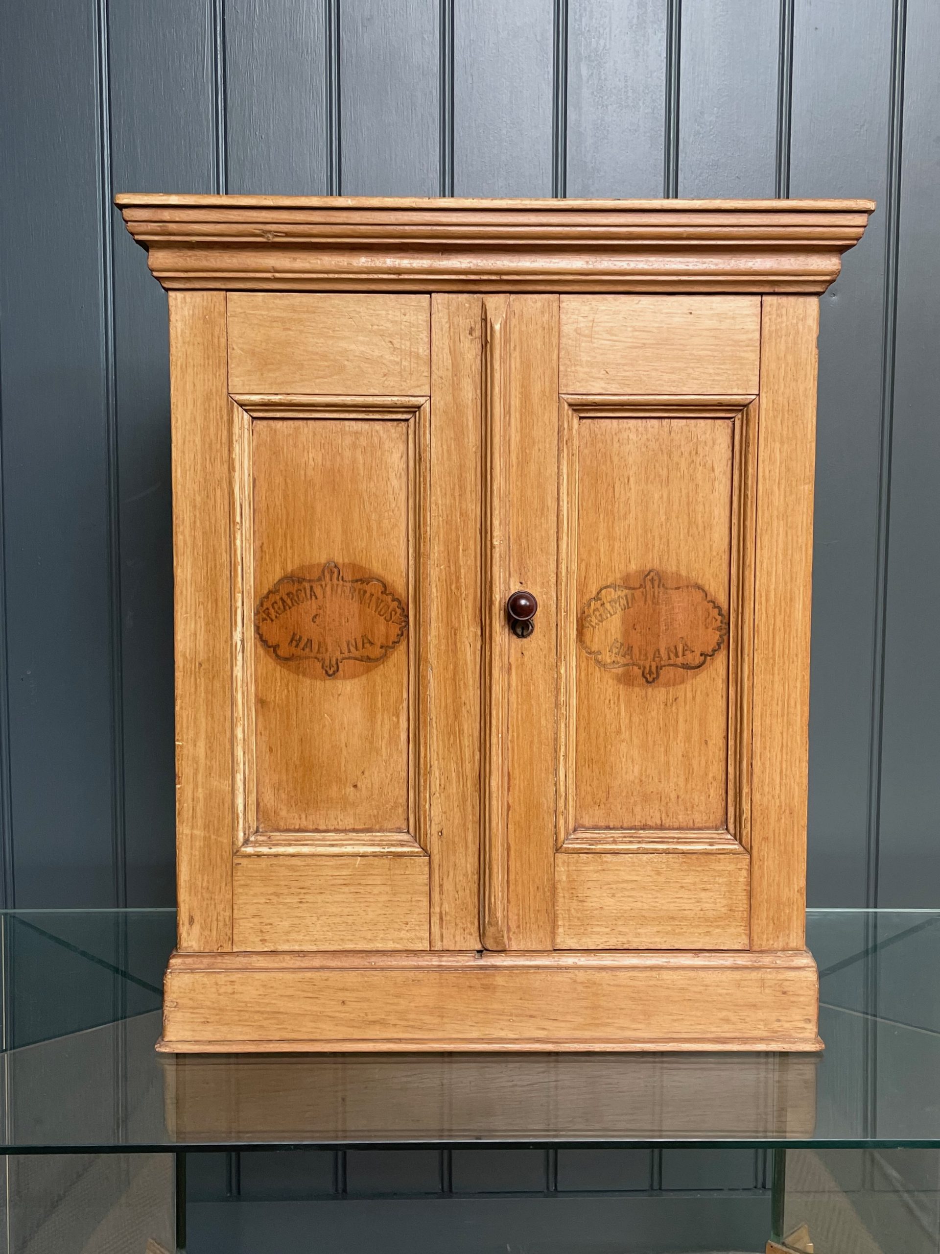 Vintage cigar cabinet Vintage cigar cabinet