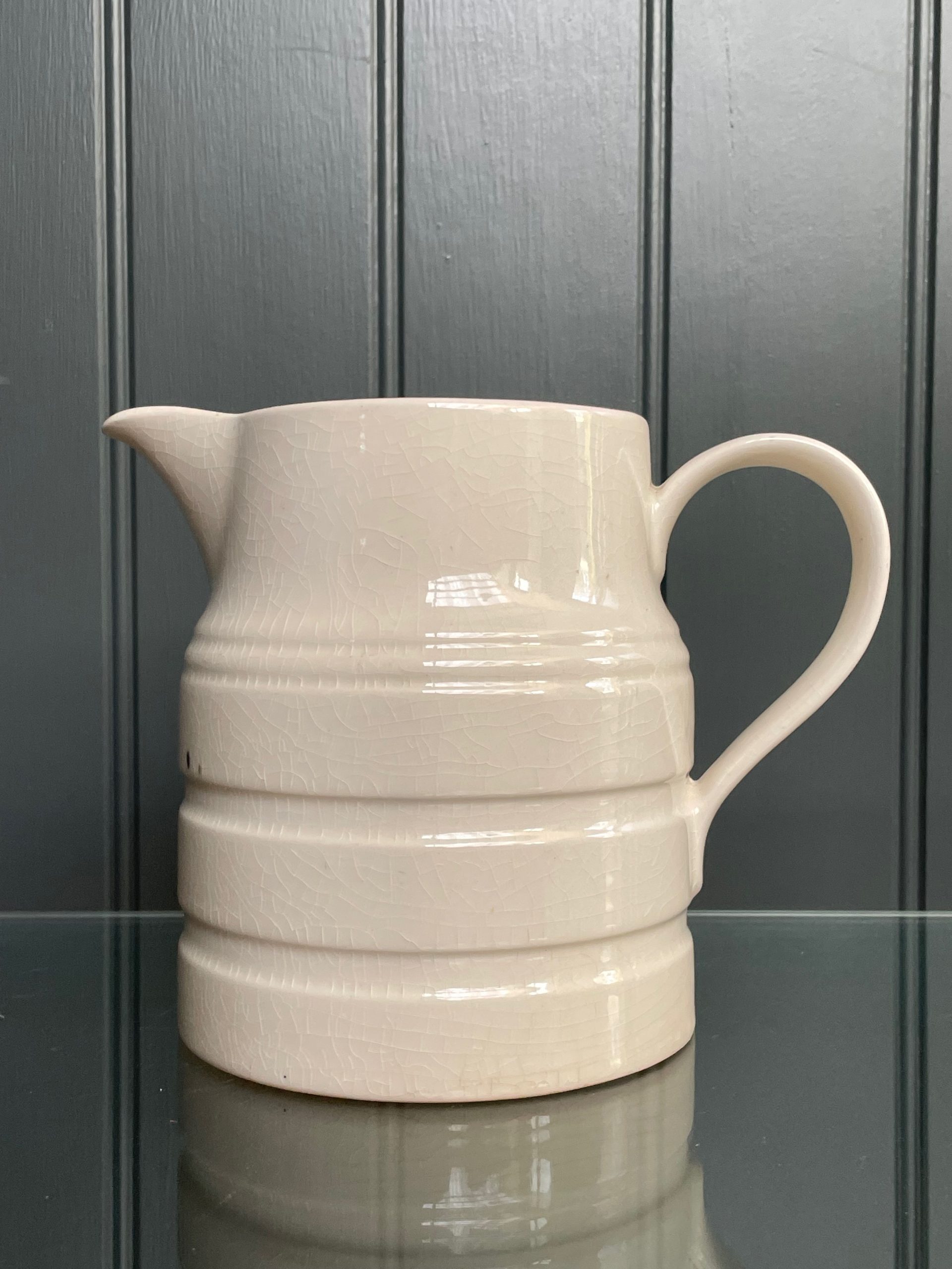 English milk jugs English milk jugs