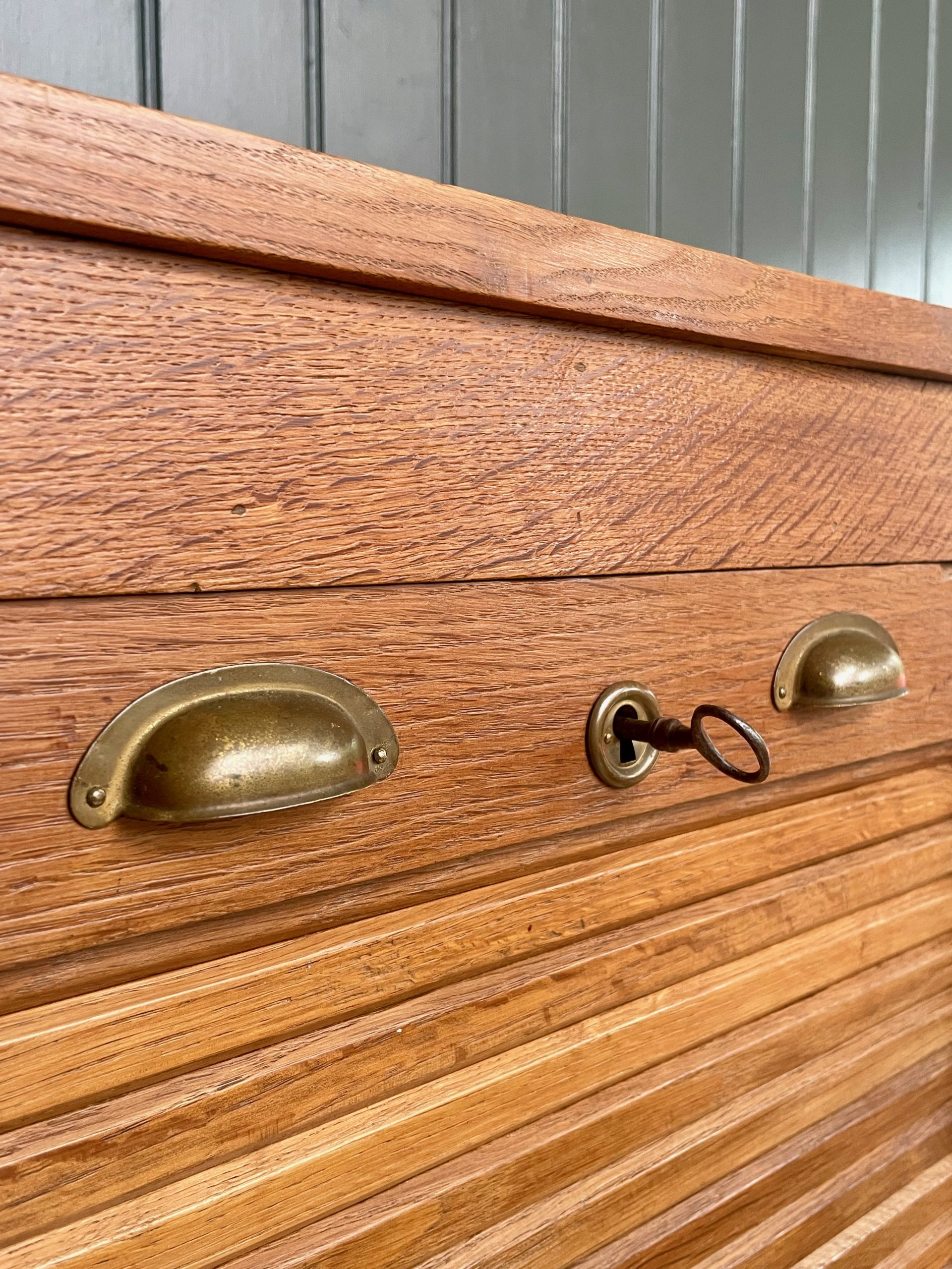 tambour cabinet