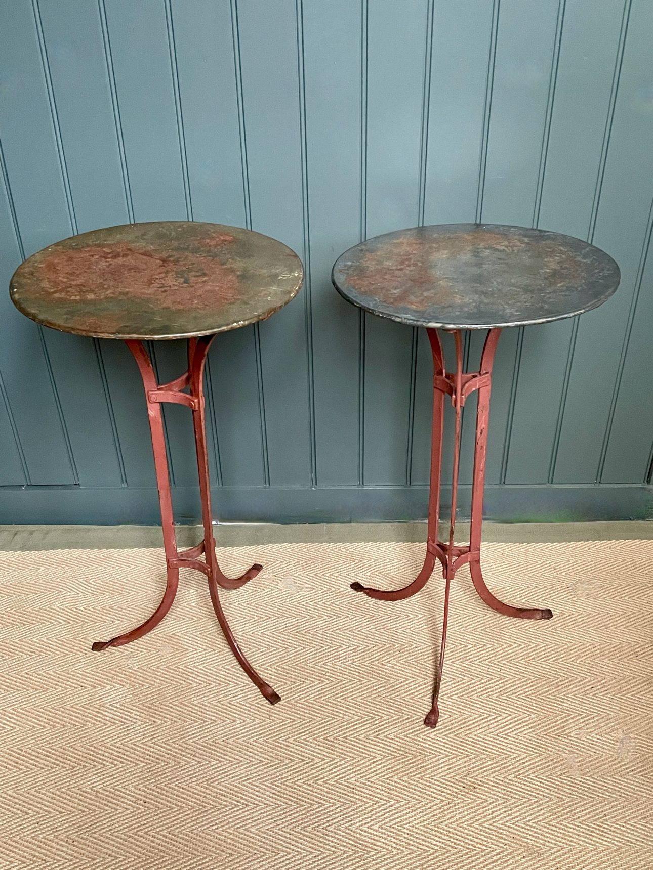 French plant stands