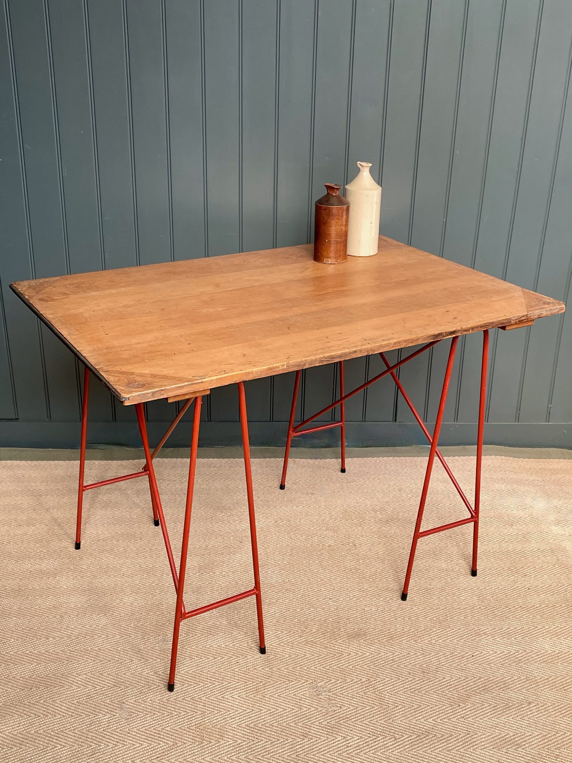 Vintage trestle table Vintage trestle table