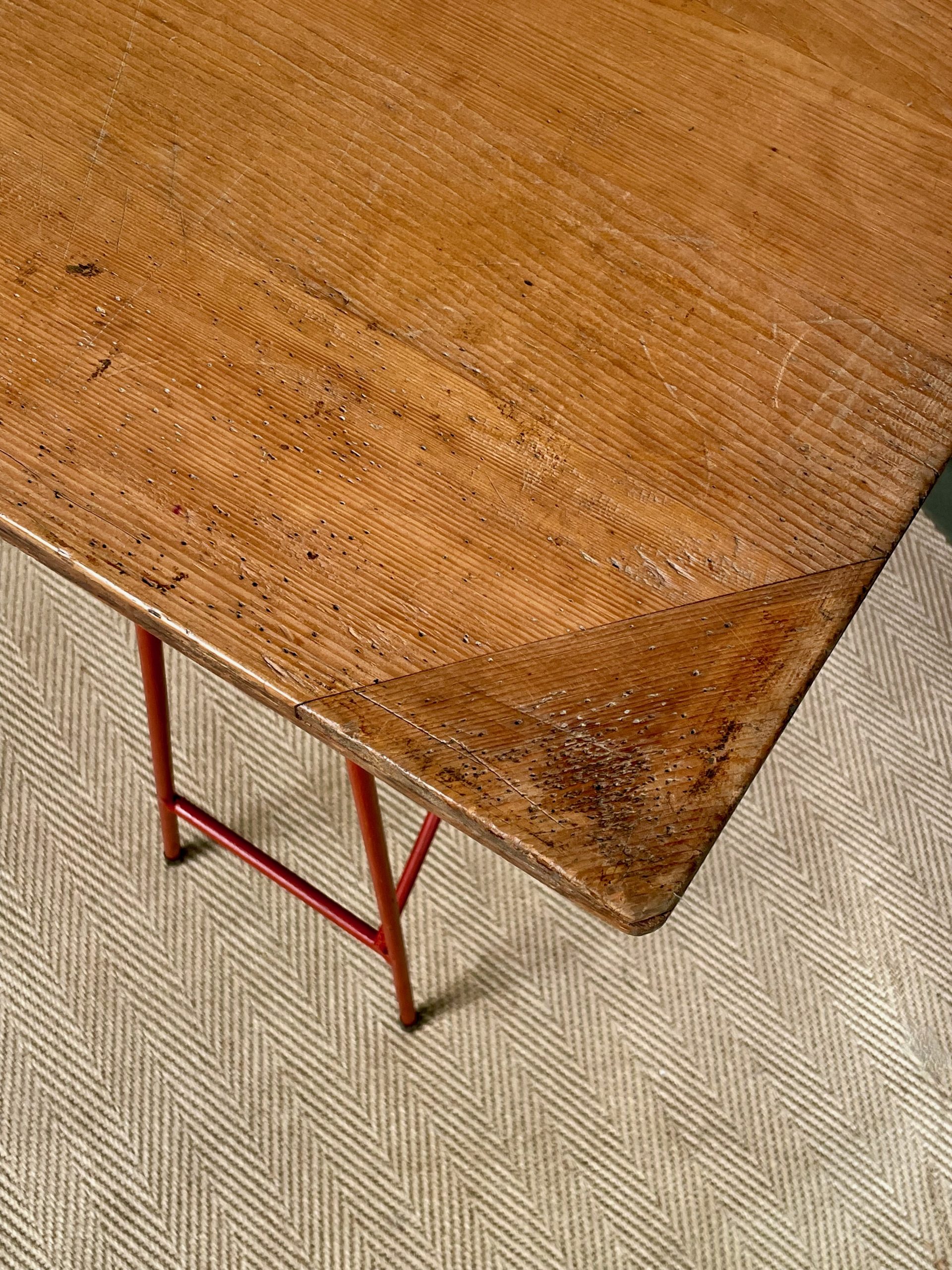 Vintage trestle table Vintage trestle table