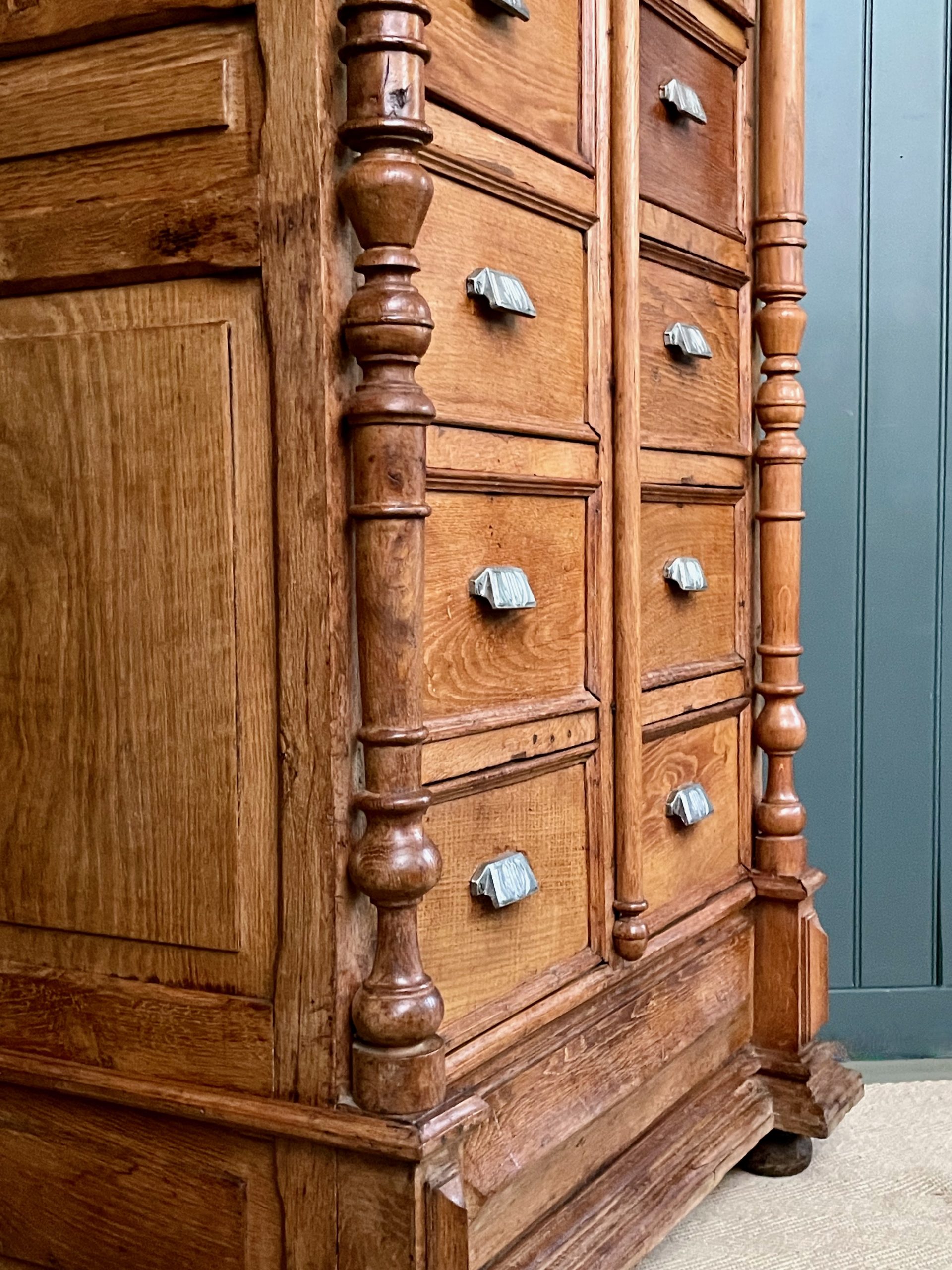 oak shop drawers