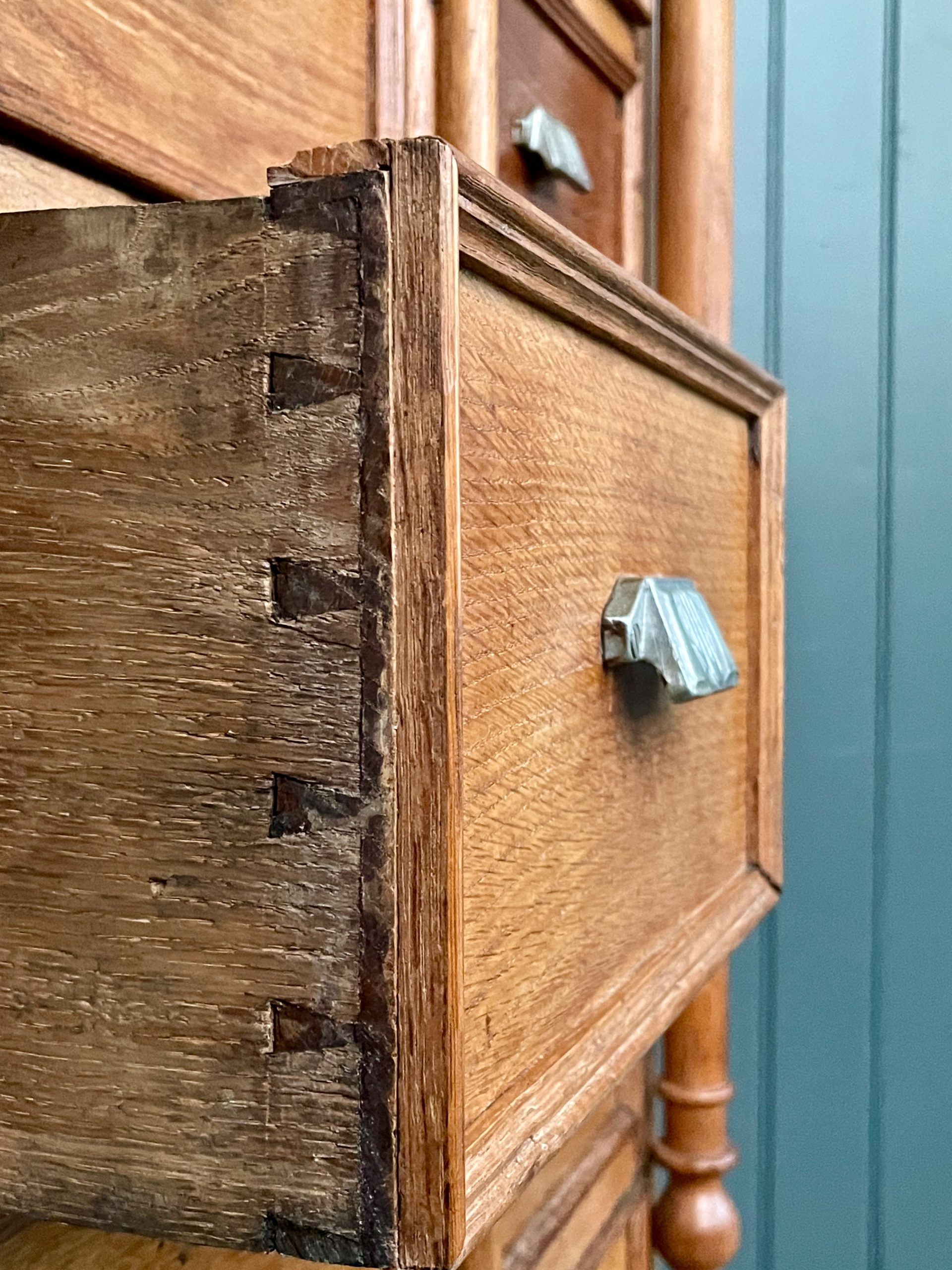 oak shop drawers