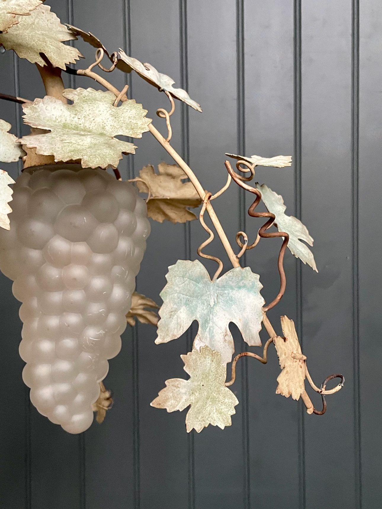 Grapevine floor lamp