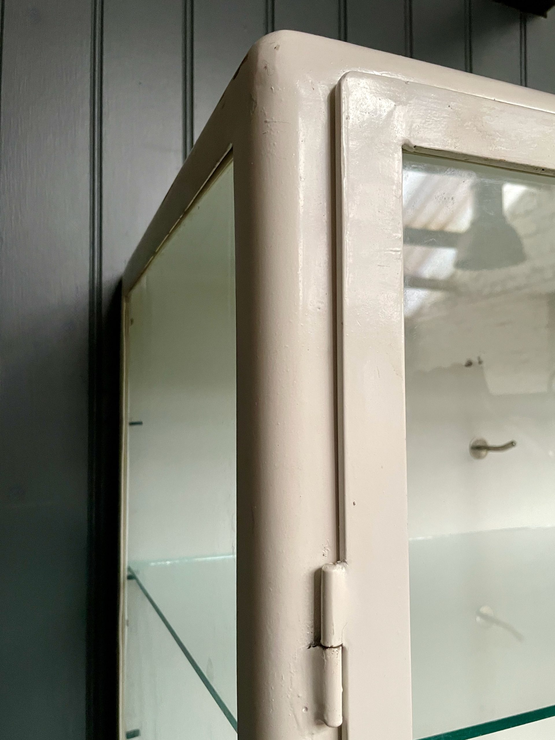 Glazed medical cabinet Glazed medical cabinet