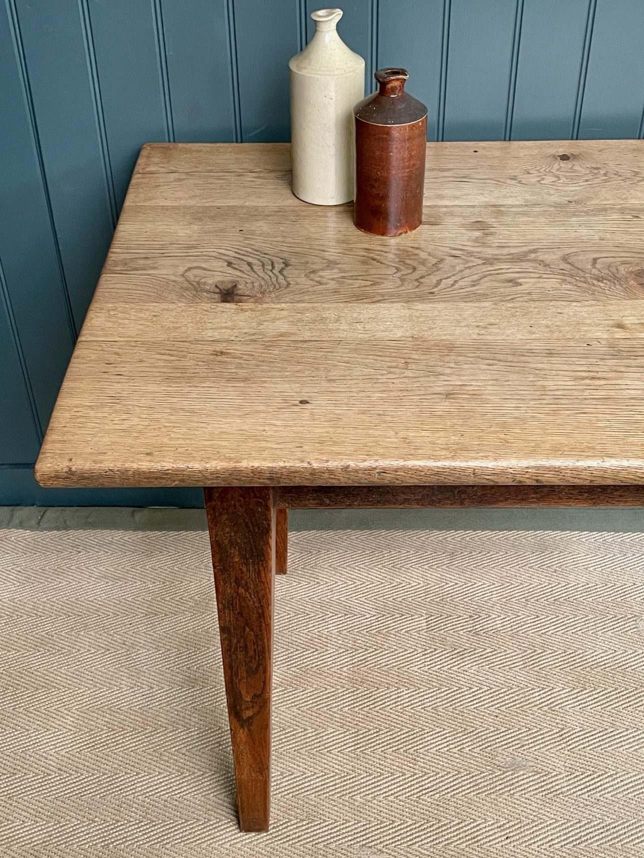 French oak table