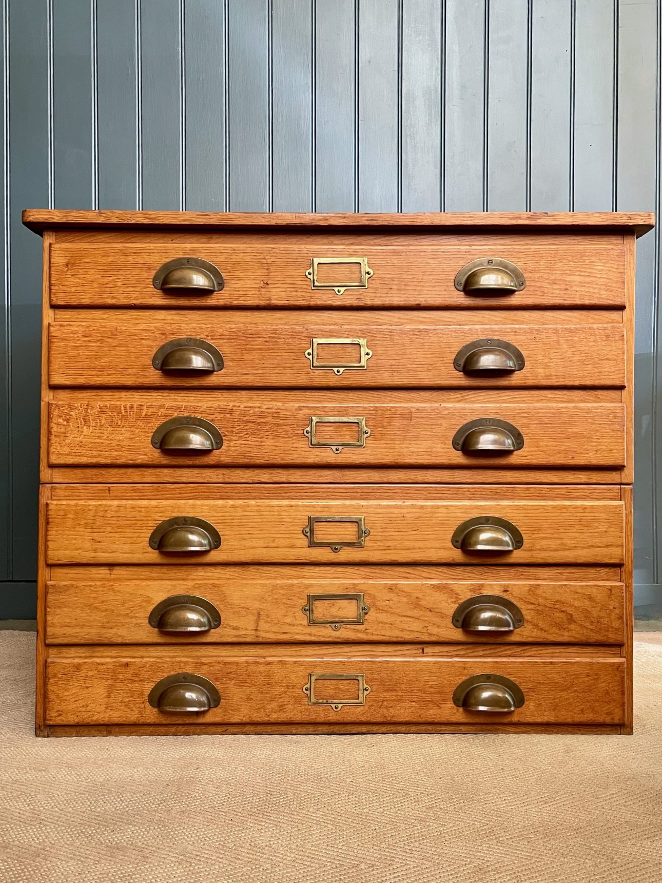 Oak plans chest