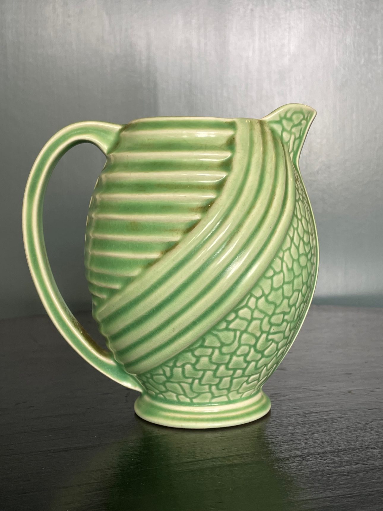 Deco wade jug